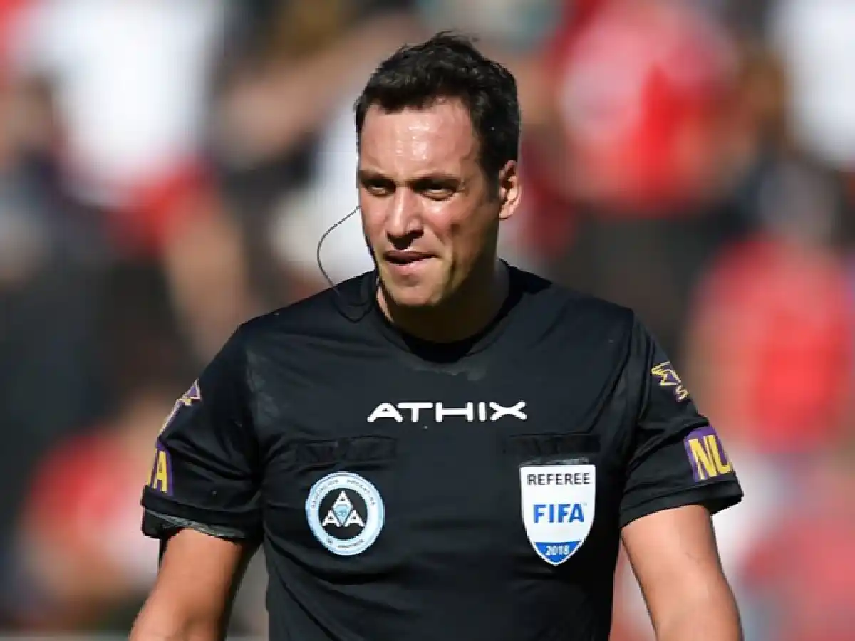 El árbitro Rapallini debutará el jueves en la Eurocopa