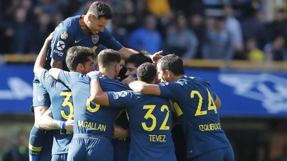 Boca venció a Talleres y está en la punta