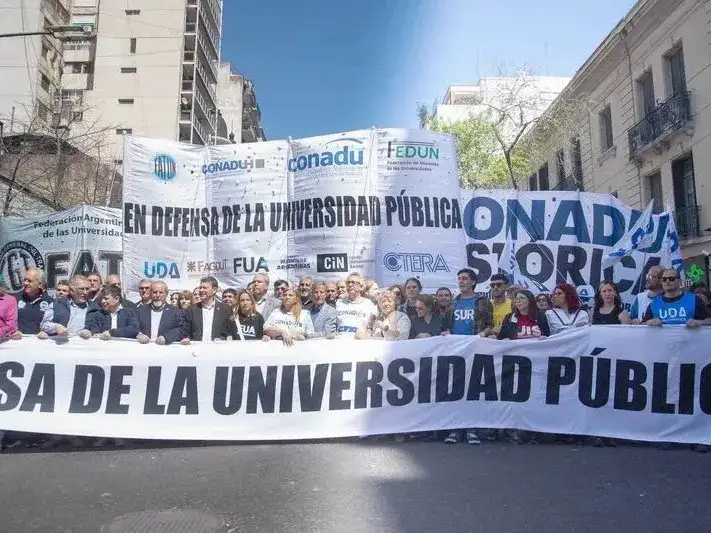 Acusan al Gobierno de desfinanciar las 
universidades y desconocer una ley vigente