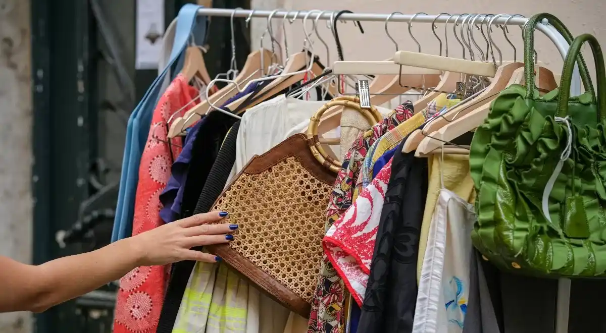 La moda circular comenzó a ganar terreno y cambió profundamente los hábitos de consumo de la sociedad.