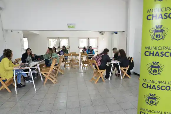 La Muni cerca en el Gallo Blanco: Trámites y consultas sin necesidad de trasladarse hasta el centro