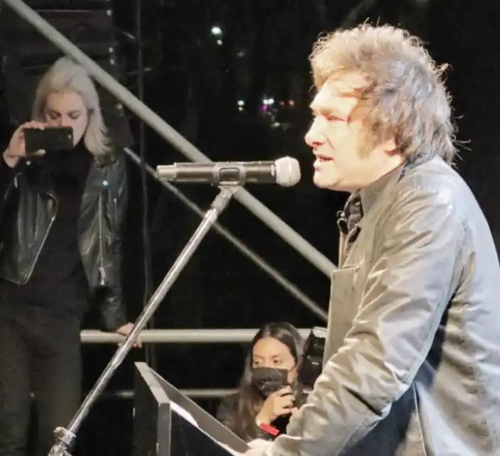 Javier Milei combinará música y literatura en su presentación en el Luna Park