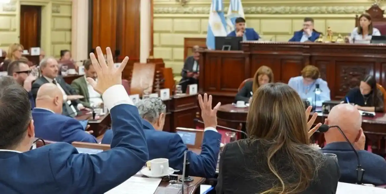 La Legislatura sancionó la nueva Ley de Municipios para toda la provincia.