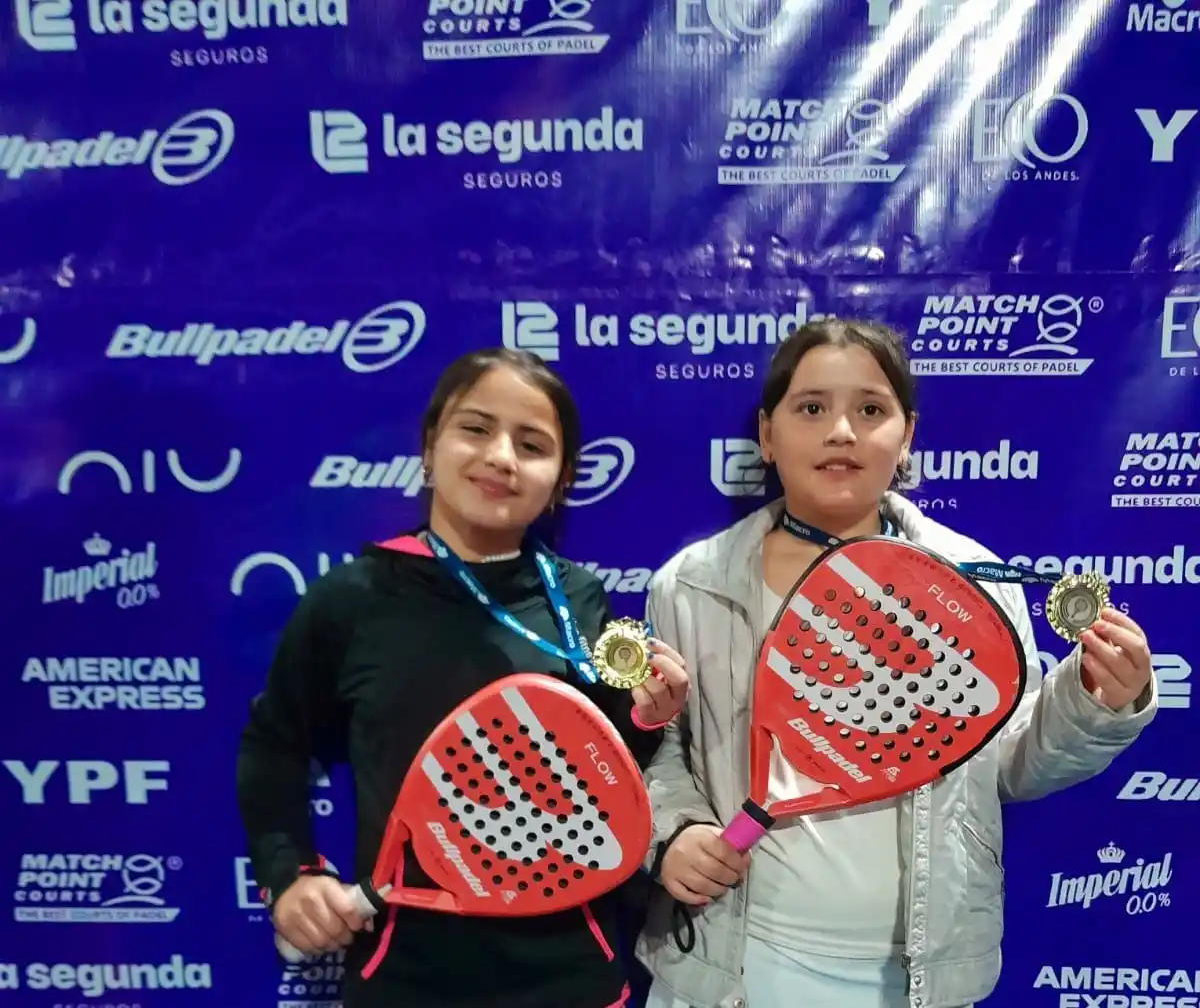 Isabella Gavilán y Rhaiza Hamue. Campeonas nacionales