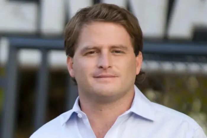 Ticho Groenenberg cuestionó a Campbell: un senador de la Sexta que “vive en San Fernando”