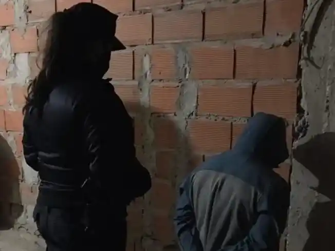 Allanaron una vivienda en Quequén por la distribución de imágenes sexuales de menores