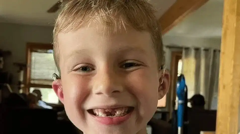 Encontraron el cadáver de un niño de 6 años en el baúl del auto de la madre
