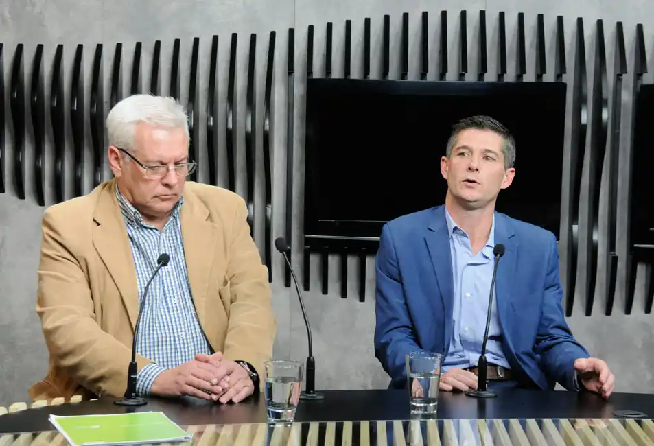 El cruce entre Binando y Llano por los fondos afectados del Municipio 