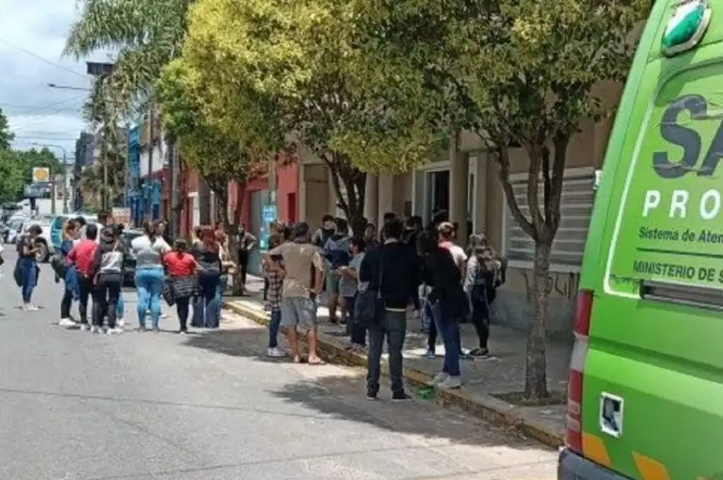 Destrozos y heridos en un jardín de infantes por presuntos casos de abuso