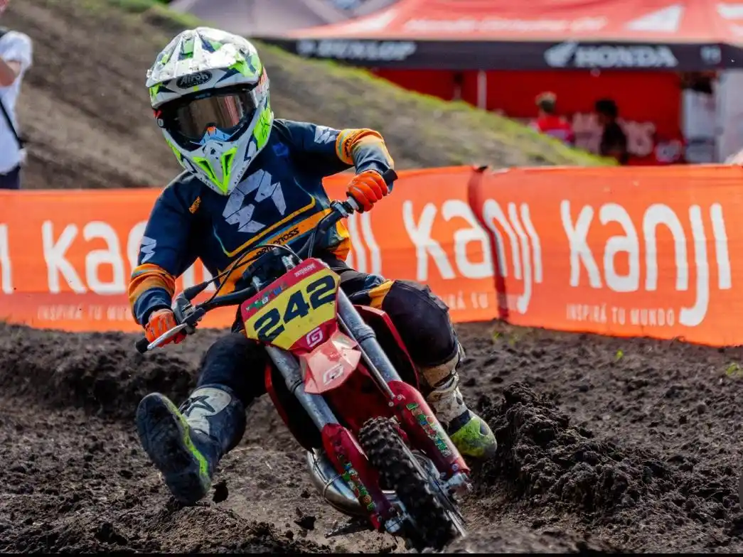 Valentino Bogue subió al podio en la séptima fecha del Campeonato Argentino de Motocross