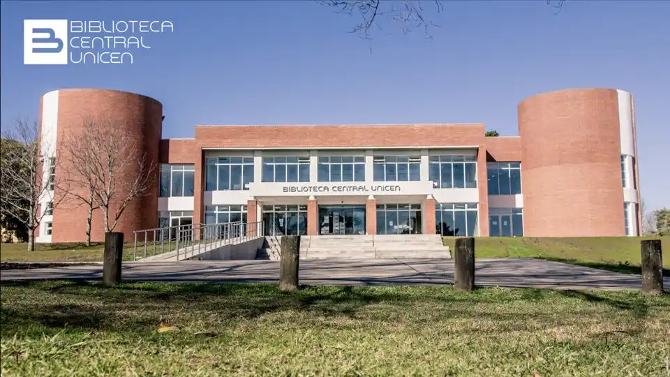 "Hay una un retraso salarial que ya está en más del 50 por ciento", expresó el rector Marcelo Aba.