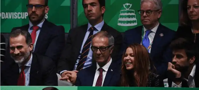 Actitudes tan disímiles como estas de Shakira y Piqué alimentaron los rumores durante meses. Foto AFP