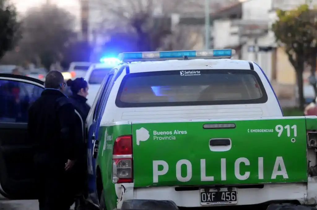 Travesti detenida por violar la cuarentena en Mar del Plata escupió sangre a la policía y afirmó que tenía Sida