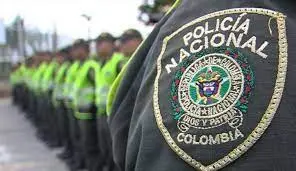 ¡ATROZ! Quemado con ácido policía en protestas