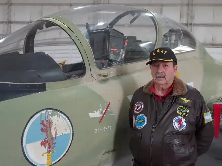 Calvo expuso que este proyecto no solo reconoce el valor histórico de una aeronave que forma parte de nuestra identidad como Nación.