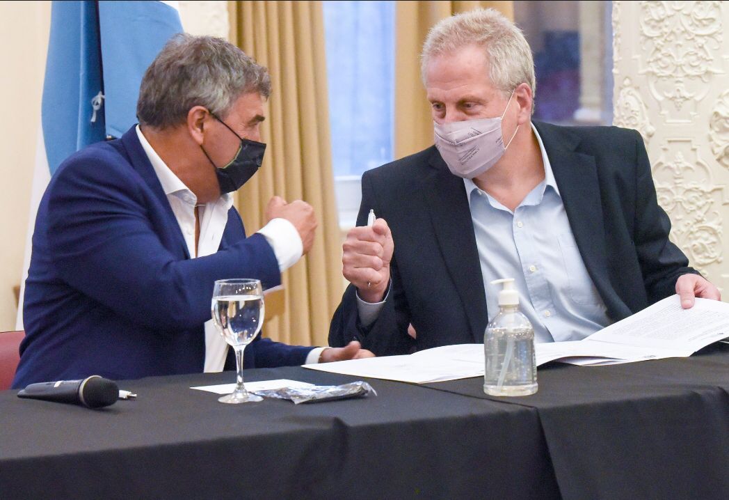 Conectarán 58 universidades nacionales de la Argentina con internet de última generación 