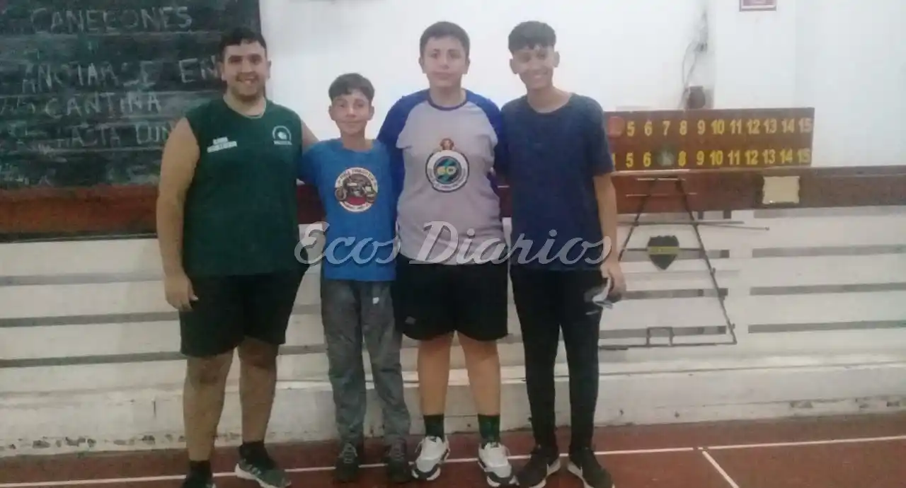 Los bochófilos necochenses de izq. a der. Leonardo González, Jeremías Ponce, Valentín Pacheco y Johann Nielsen