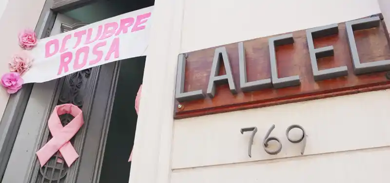 Charla informativa sobre la prevención del cáncer de mama