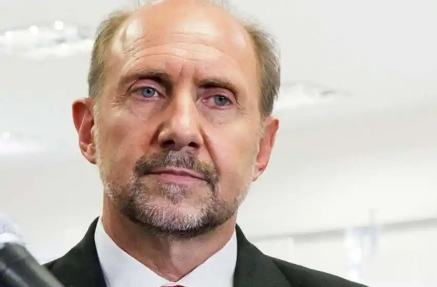 Perotti confirma que evalúan restringir los encuentros afectivos: «Necesitamos cuidarnos en esta instancia»