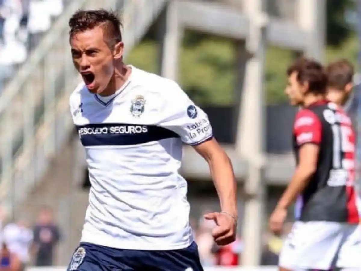 Lautaro Chávez sufrió un grave esguince de rodilla en Gimnasia