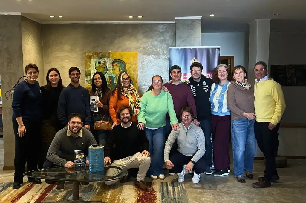 Agentes de toda la región participaron de la presentación.
