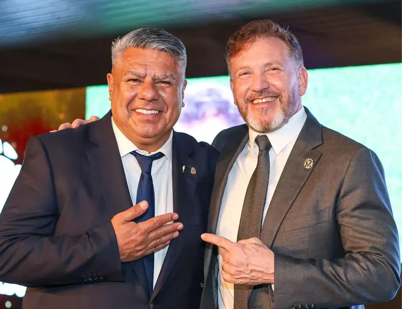 Tapia viaja a Paraguay por el sorteo de la Libertadores y la Sudamericana.