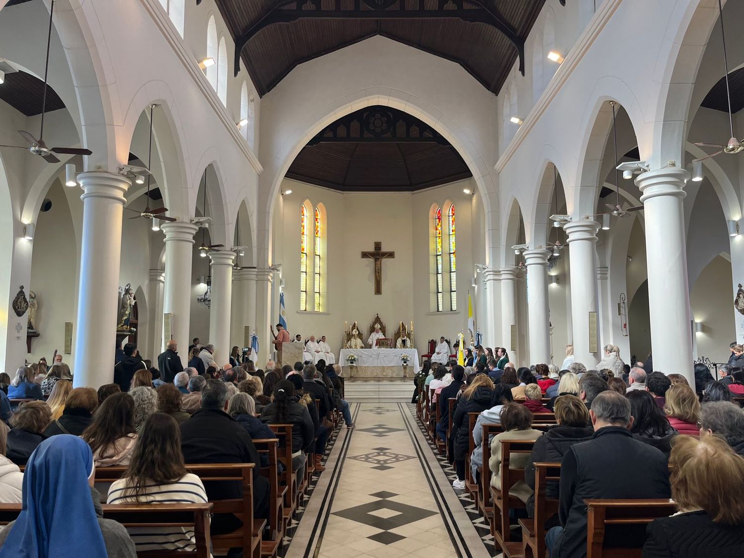 Misa especial en la Iglesia Inmaculada Concepción de Venado Tuerto.