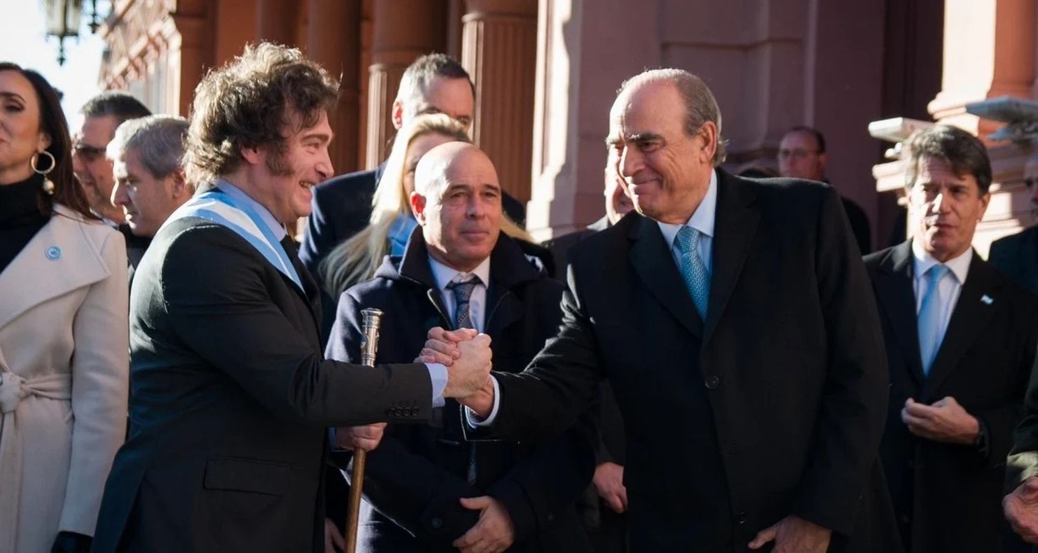 Javier Milei le pidió la renuncia a Nicolás Posse y Guillermo Francos es el nuevo Jefe de Gabinete. Crédito: Ministerio del Interior