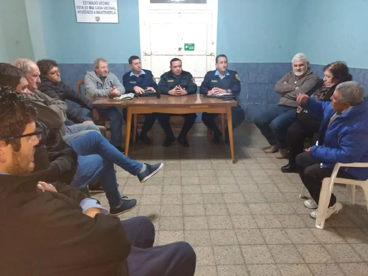 Vecinos de barrio Sarmiento reclaman más presencia  de la Policía en ese sector