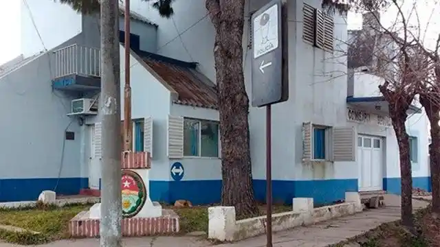 Un joven está en terapia intensiva tras recibir una pedrada en la cabeza