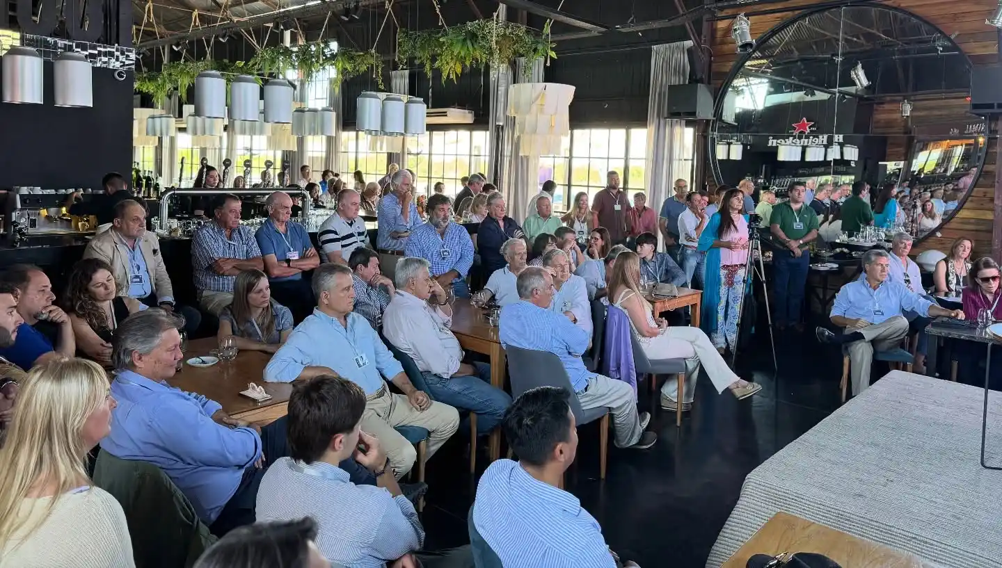 Victoria fue sede de una convocante jornada agropecuaria con análisis económico y proyecciones hacia 2026