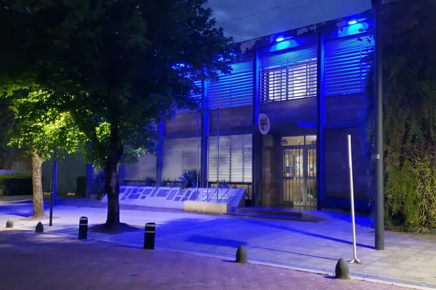 Crespo se viste de azul en noviembre para concientizar sobre el cáncer de próstata