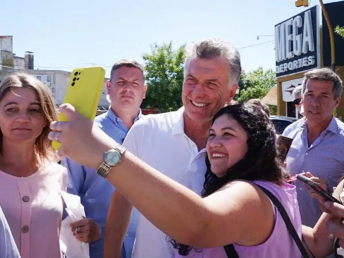 Macri: "Pese a la bomba económica que deja el Gobierno, la Argentina tiene un enorme futuro"