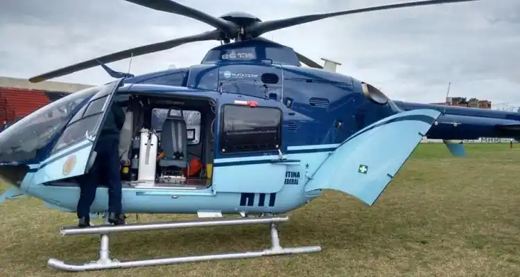 Helicóptero trasladó a uno de los heridos de la Fiorino impactada por la camioneta de los custodios de Macri