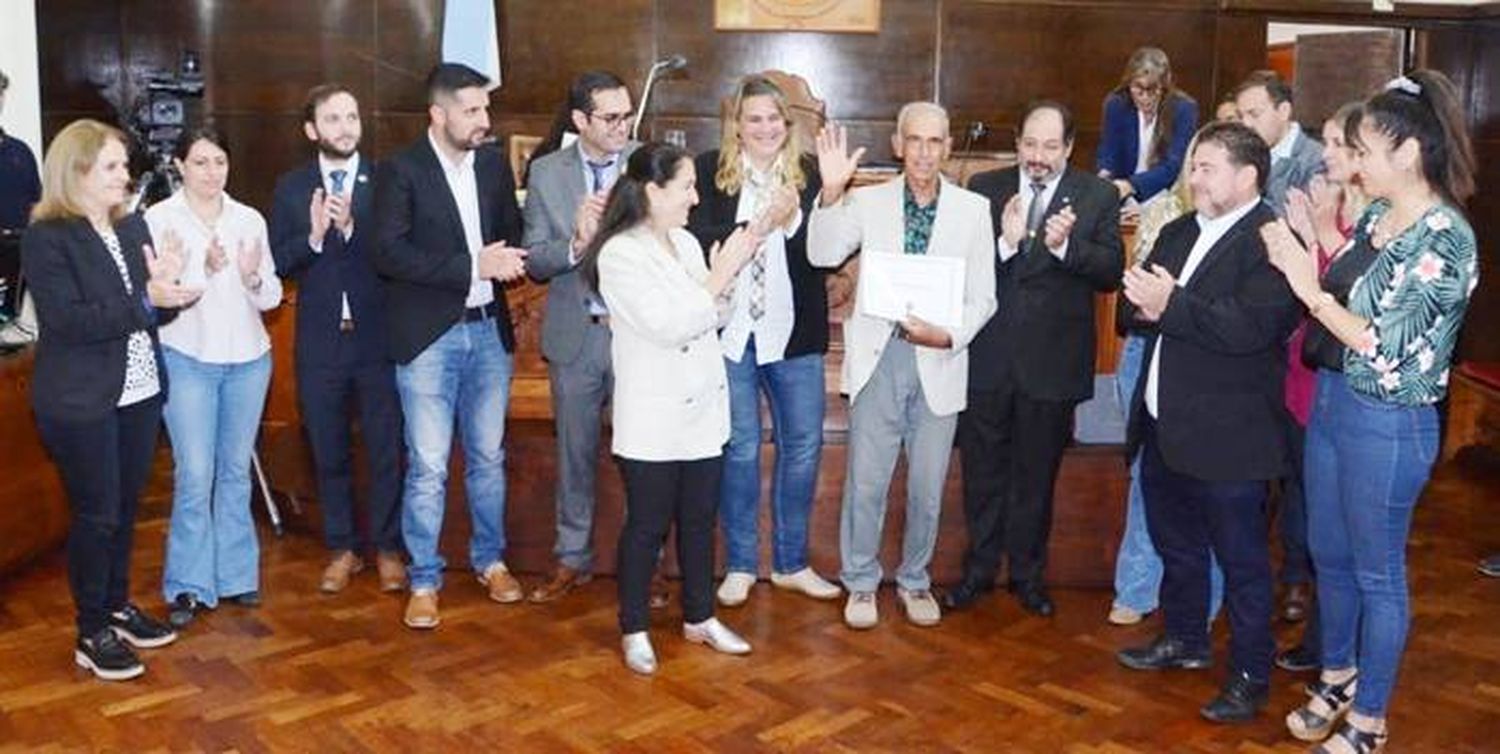 Reconocimiento del Concejo Deliberante  para deportistas de Concordia