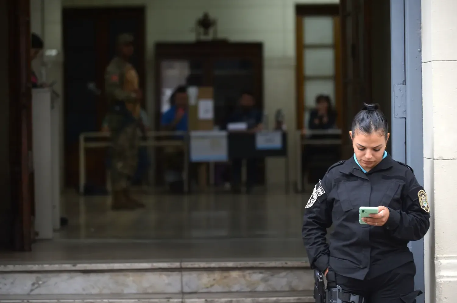 Los policías afectados a las elecciones legislativas cobrarán $75.000