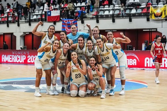 La Selección Mayor Femenina a semifinales del Sudamericano