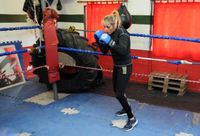 Marisa Núñez viaja para su combate por el título mundial