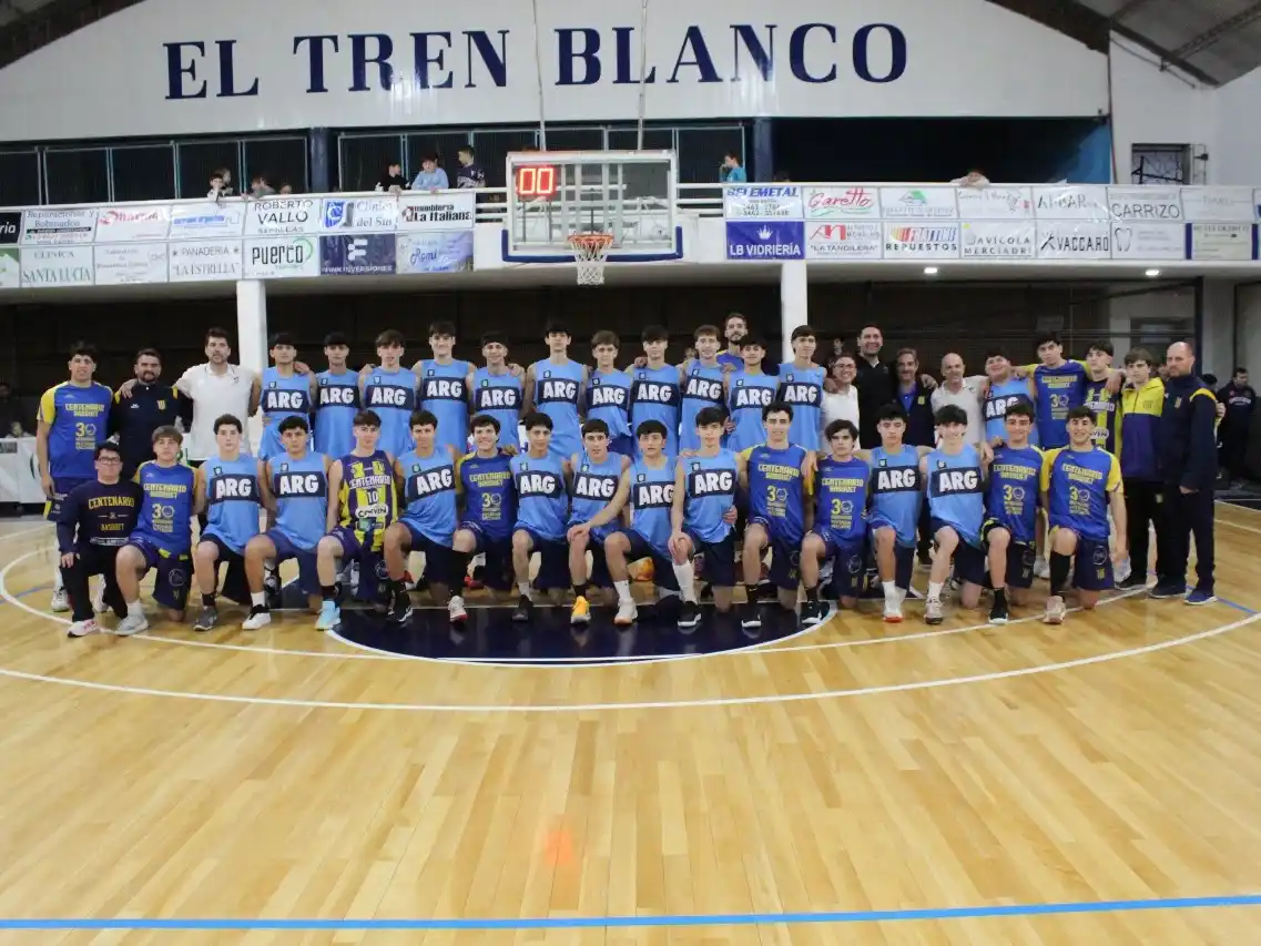 El gimnasio de Sportsman se mostró repleto para disfrutar de un partido histórico para la ciudad. Foto: Javier Calvi