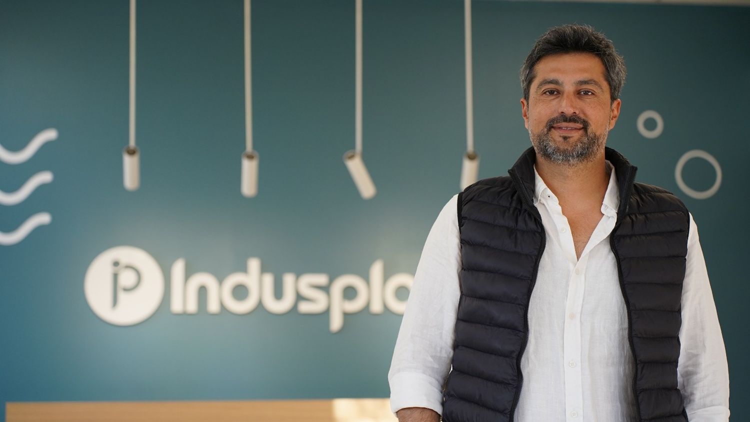 alejandro almada