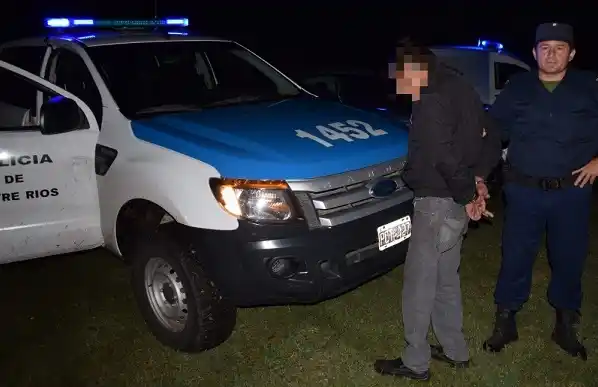 Detienen en Larroque a un hombre por robar en un campo y tres escaparon