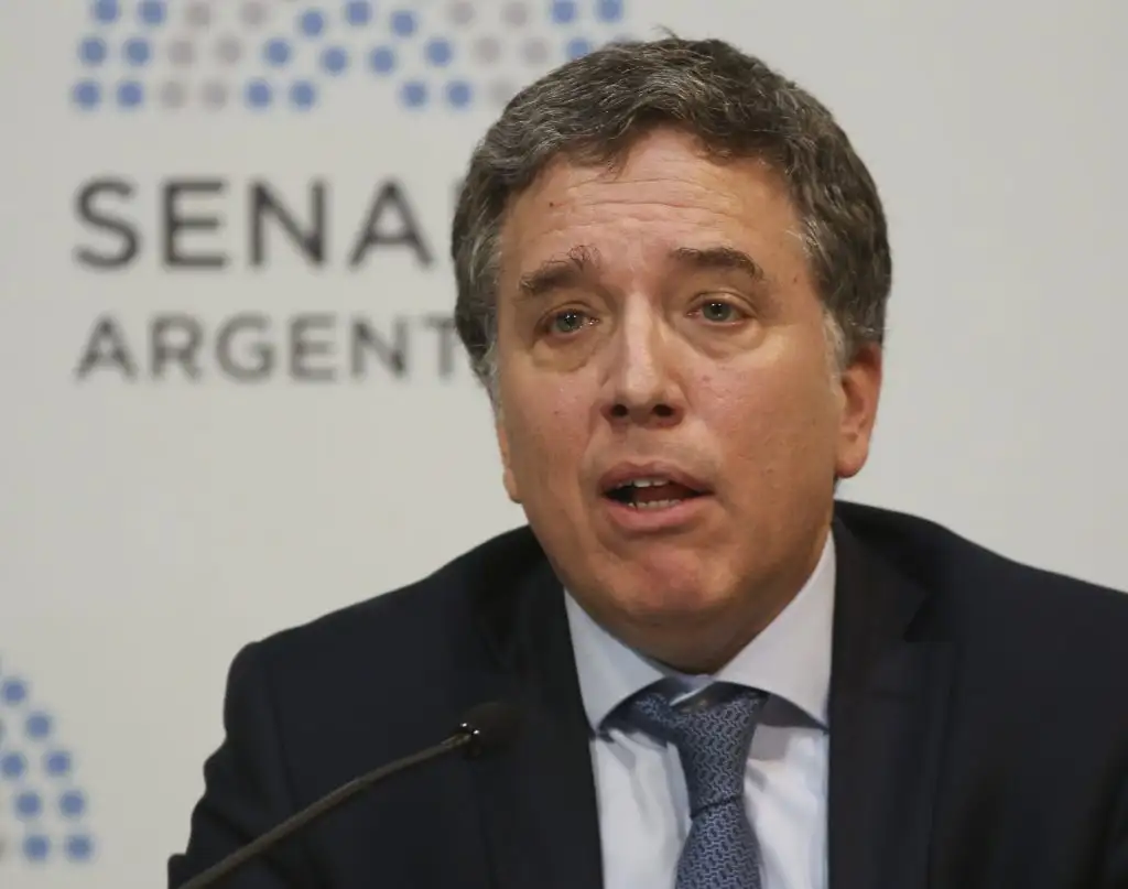 Dujovne defendió los anuncios y negó que quiera irse del cargo