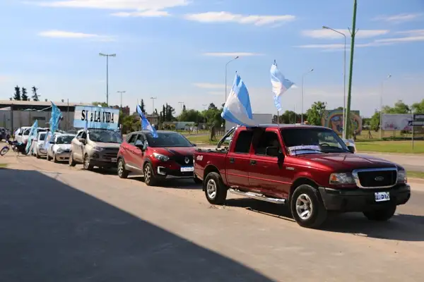 Arrancó la caravana ambiental: el cierre será en Costanera
