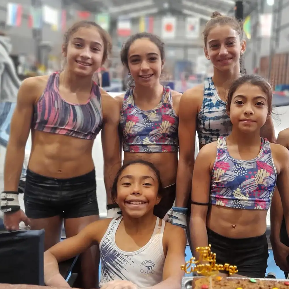 Gimnastas de Pilar piden apoyo para competir en el país y el exterior