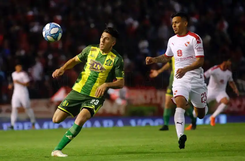 Aldosivi viajó a Santa Fe y Hoyos ya perfila los cambios