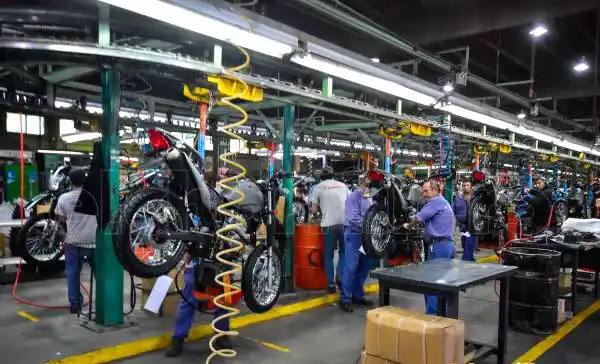 Por la caída de ventas, Zanella suspendió a 75 trabajadores en su planta de Mar del Plata