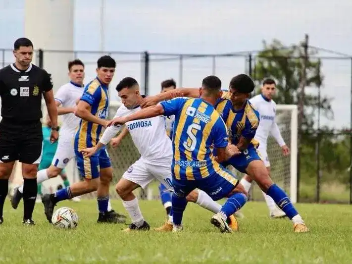 Sol de América recibe a San
Martín en un duelo clave
