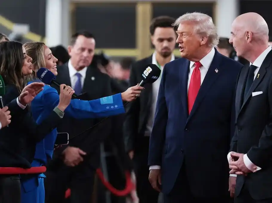 Donald Trump habló con la periodista argentina Sofía Martínez en la previa del sorteo del Mundial