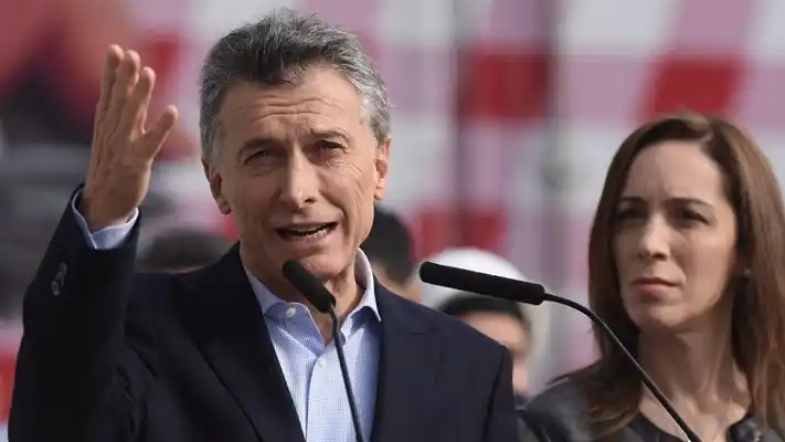 Todos se orejean las cartas pero nadie se anima a cantar envido