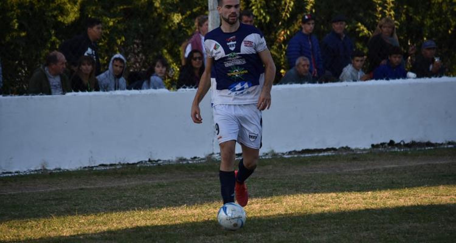 Primera A: En la tabla de goleadores, Agustín Poll alcanzó a Marcelo Rodríguez